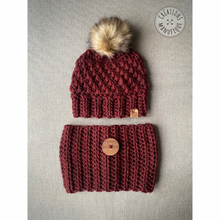 Charger l'image dans la galerie, Tuque bourgogne - Sur commande