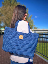 Charger l'image dans la galerie, Sac fourre-tout fait à la main - Bleu denim - sur commande