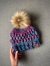 Charger l'image dans la galerie, Collection Manhattan - Tuque California dream - Prêt à partir