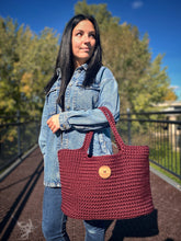 Charger l'image dans la galerie, Sac fourre-tout fait à la main - Bourgogne - sur commande