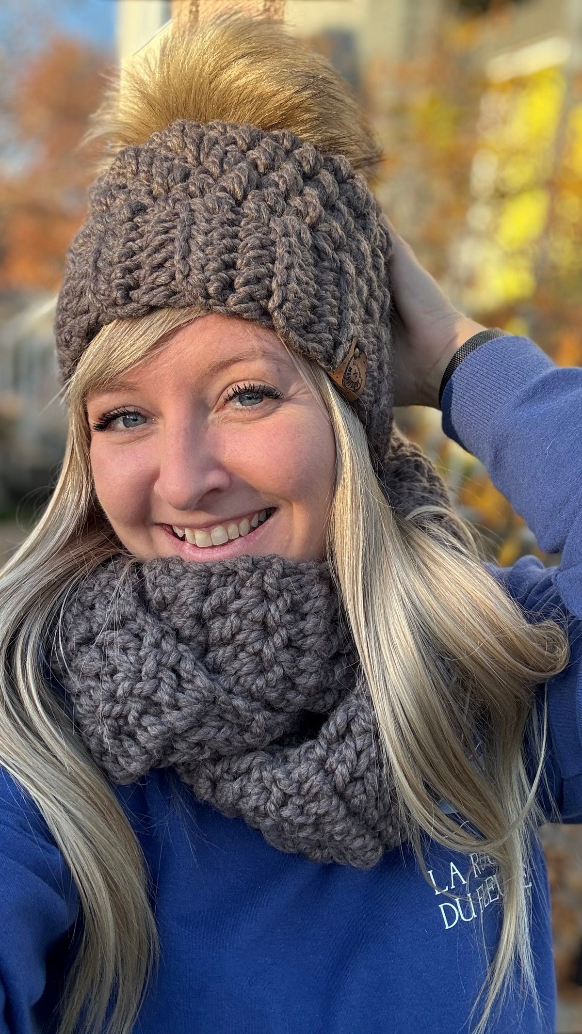Tuque à pompon - Cacao - Fait à la main - Prêt à partir