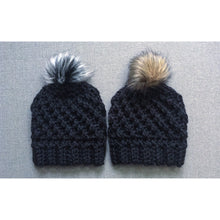 Charger l'image dans la galerie, Tuque classique noire - Sur commande