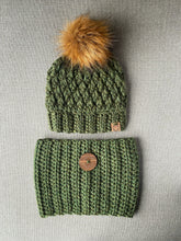 Charger l'image dans la galerie, Tuque Kaki foncé - Sur commande