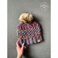 Charger l'image dans la galerie, Tuque Candy Crush - Sur commande - Pompon au choix