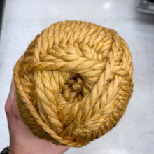 Charger l'image dans la galerie, Tuque molle (beanie laine épaisse) - Sur commande - Couleur au choix