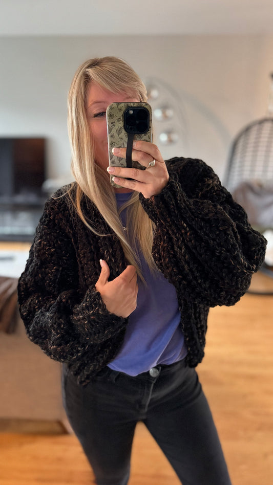 Cardigan chunky fait à la main - Amande grillée - Prêt à partir