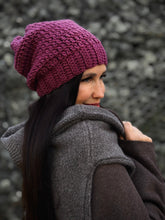Load image into Gallery viewer, Tuque molle (beanie) mince - vieux rose - Prêt à partir
