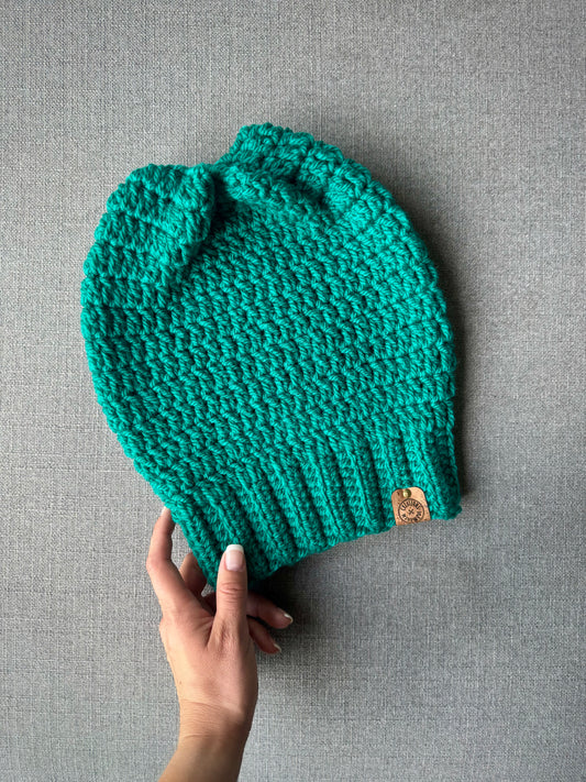 Tuque Molle Laine Mince Bleu/Vert Fait Main au Crochet - Prêt à partir