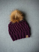 Load image into Gallery viewer, Soft wool-free beanie - Eggplant - Ready to go
