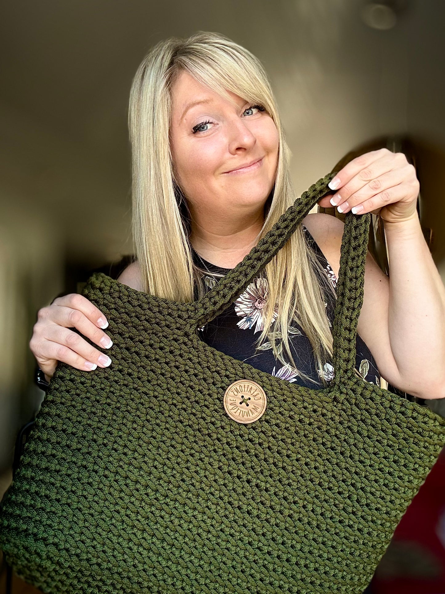 Handmade Crochet Tote Bag - 3 Models Available - Manufic Creations