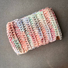 Load image into Gallery viewer, Infinity scarf - Cotton candy - Ready to go
