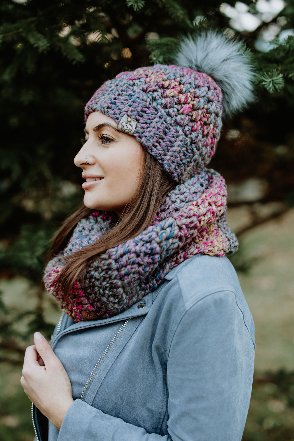 Tuque à Pompon Fait Main au Crochet - Couleur au choix - Sur commande