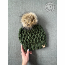 Load image into Gallery viewer, Khaki tuque - On order
