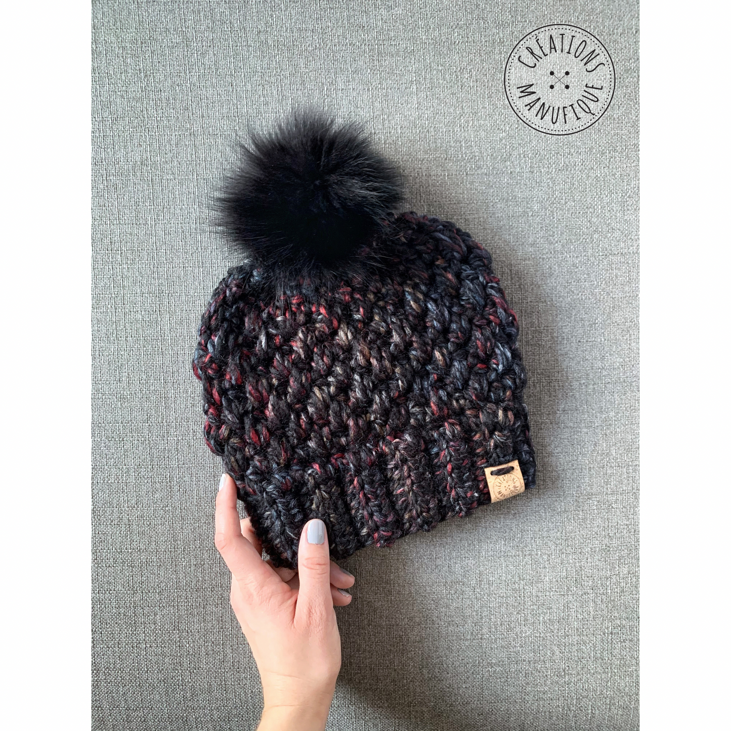 Tuque à Pompon Fait Main au Crochet - Couleur au choix - Sur commande